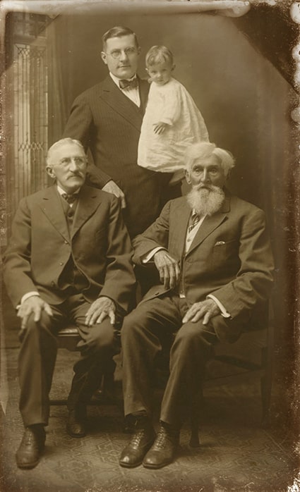 1921, Portrait of 4 generations of Hofmann's